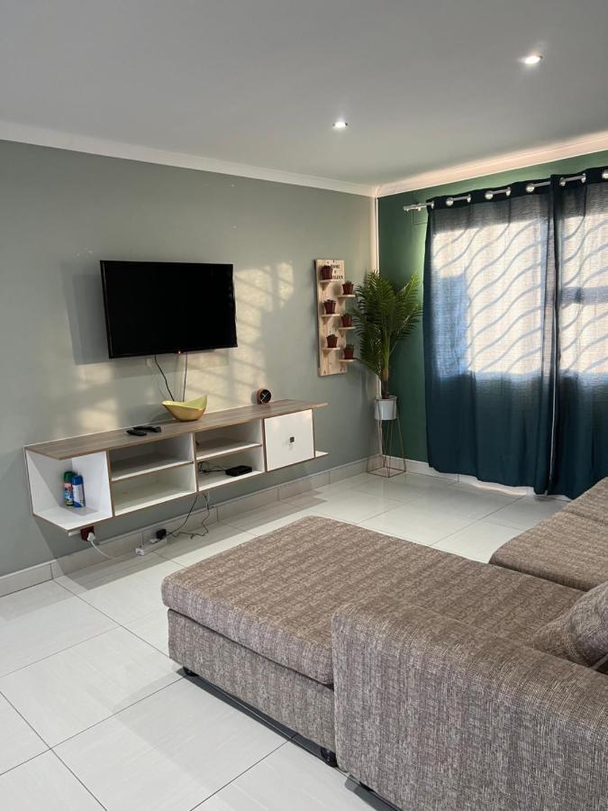 Home@Amalia'S Rundu Luaran gambar
