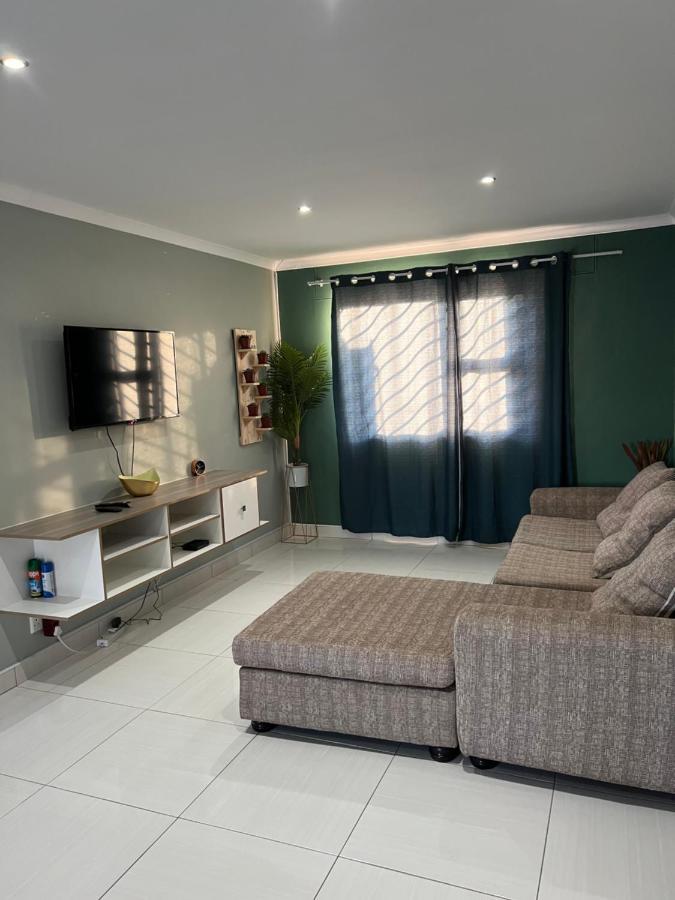 Home@Amalia'S Rundu Luaran gambar