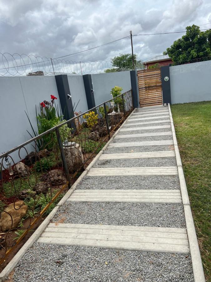 Home@Amalia'S Rundu Luaran gambar