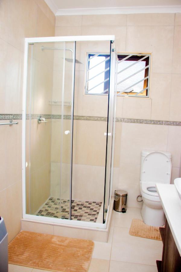 Home@Amalia'S Rundu Luaran gambar