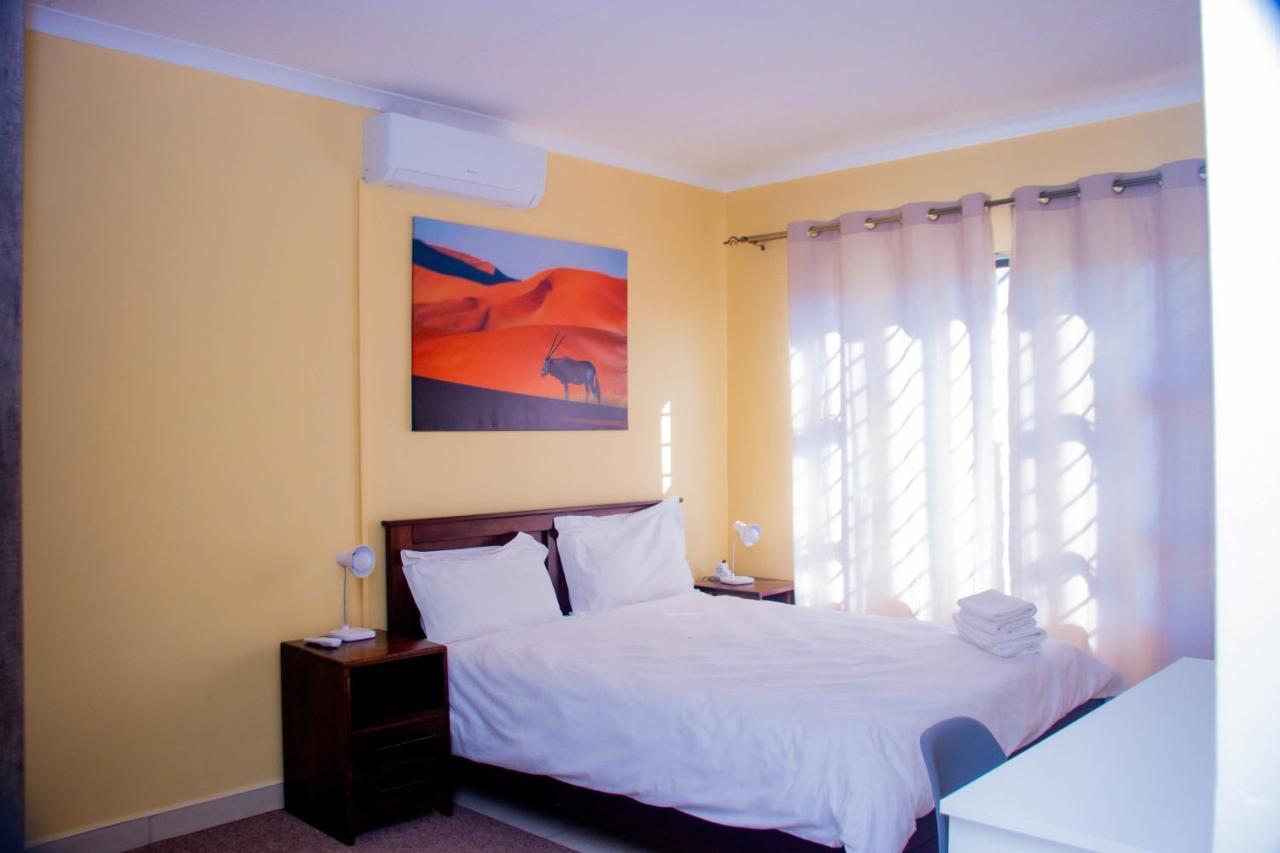 Home@Amalia'S Rundu Luaran gambar